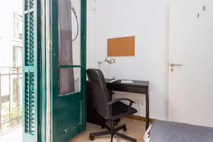 Privatzimmer in der Carrer d'Elkano, bild 4 von 17