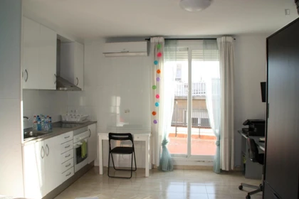 Appartement entièrement meublé à Sabadell