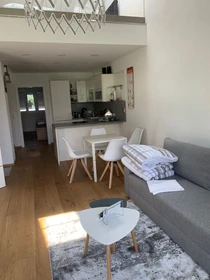 Appartement moderne et lumineux à Linz