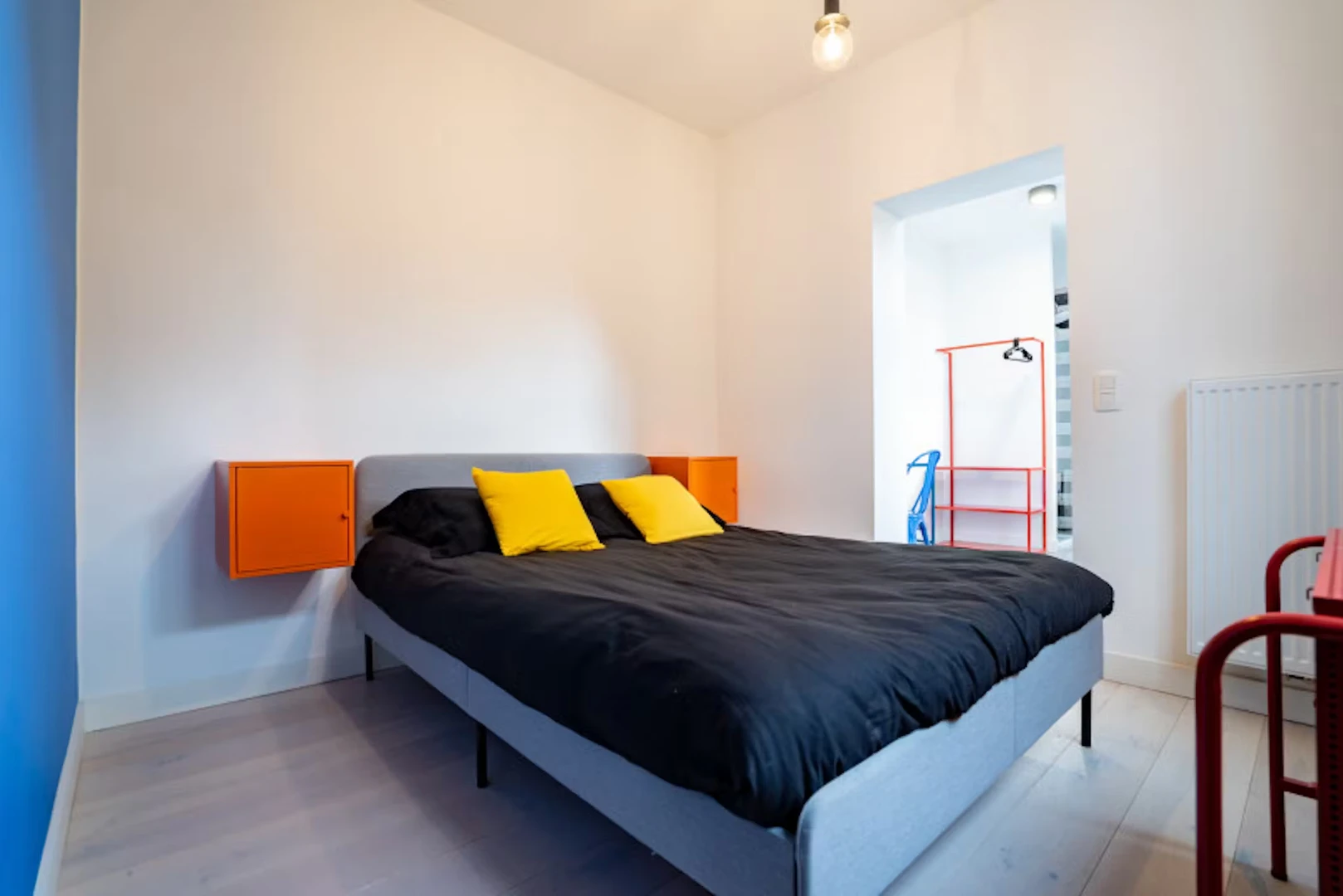 Zimmer mit Doppelbett zu vermieten charleroi