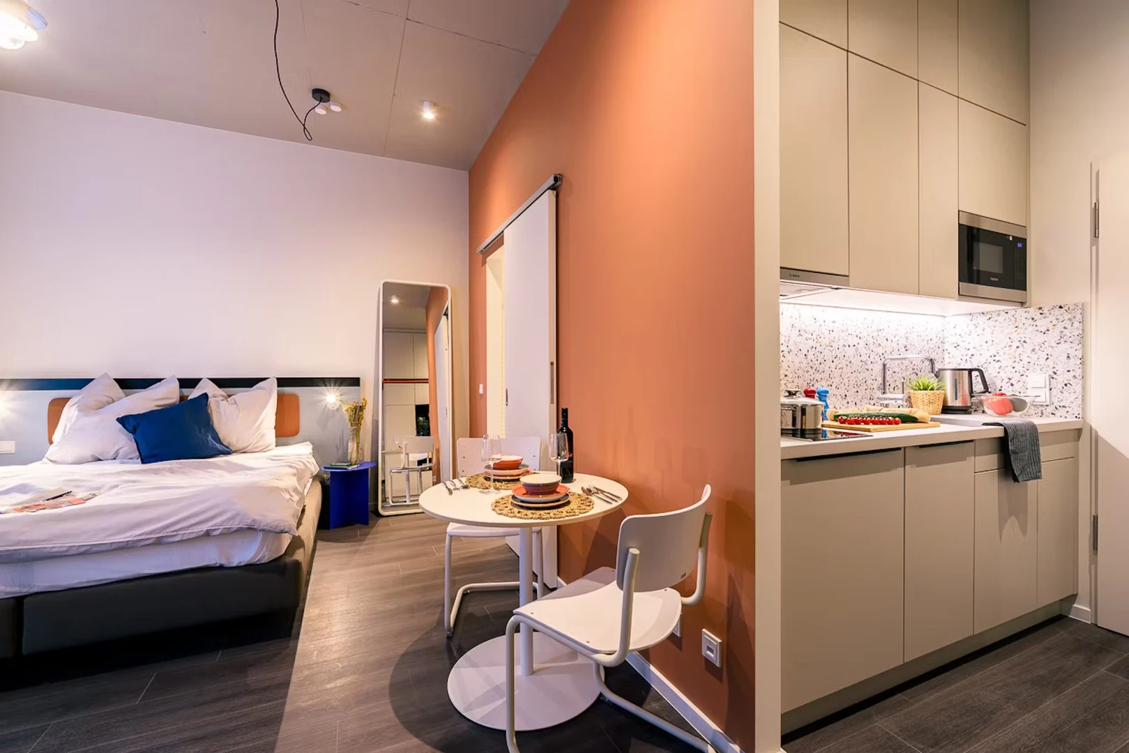 Luminoso e moderno appartamento a Francoforte
