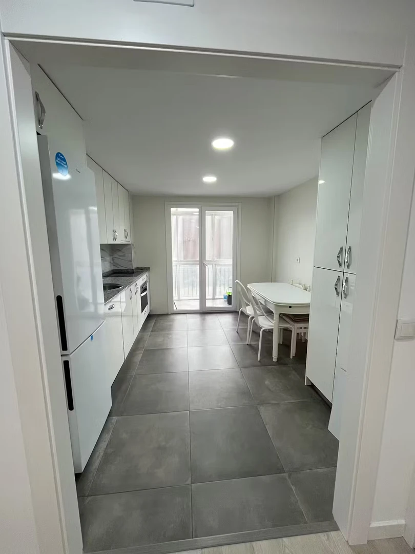 Room for rent in a shared flat in Burgos