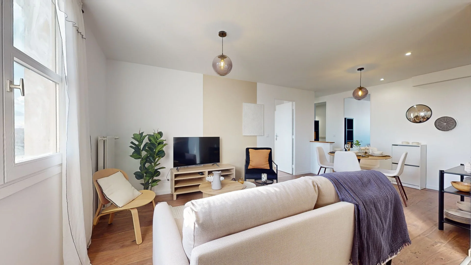 Quarto para alugar em apartamento de estudantes em , totalmente mobilado