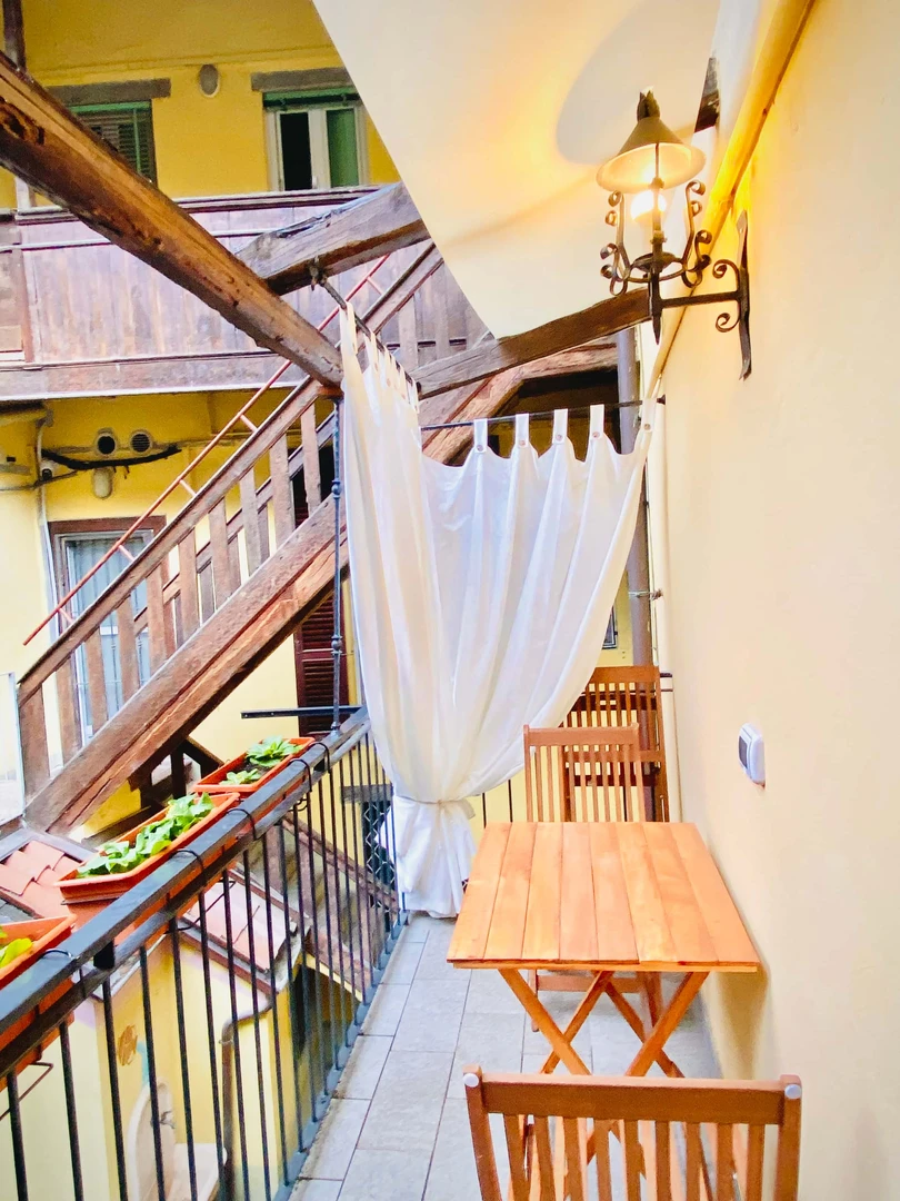 Komplette Wohnung voll möbliert in Bergamo
