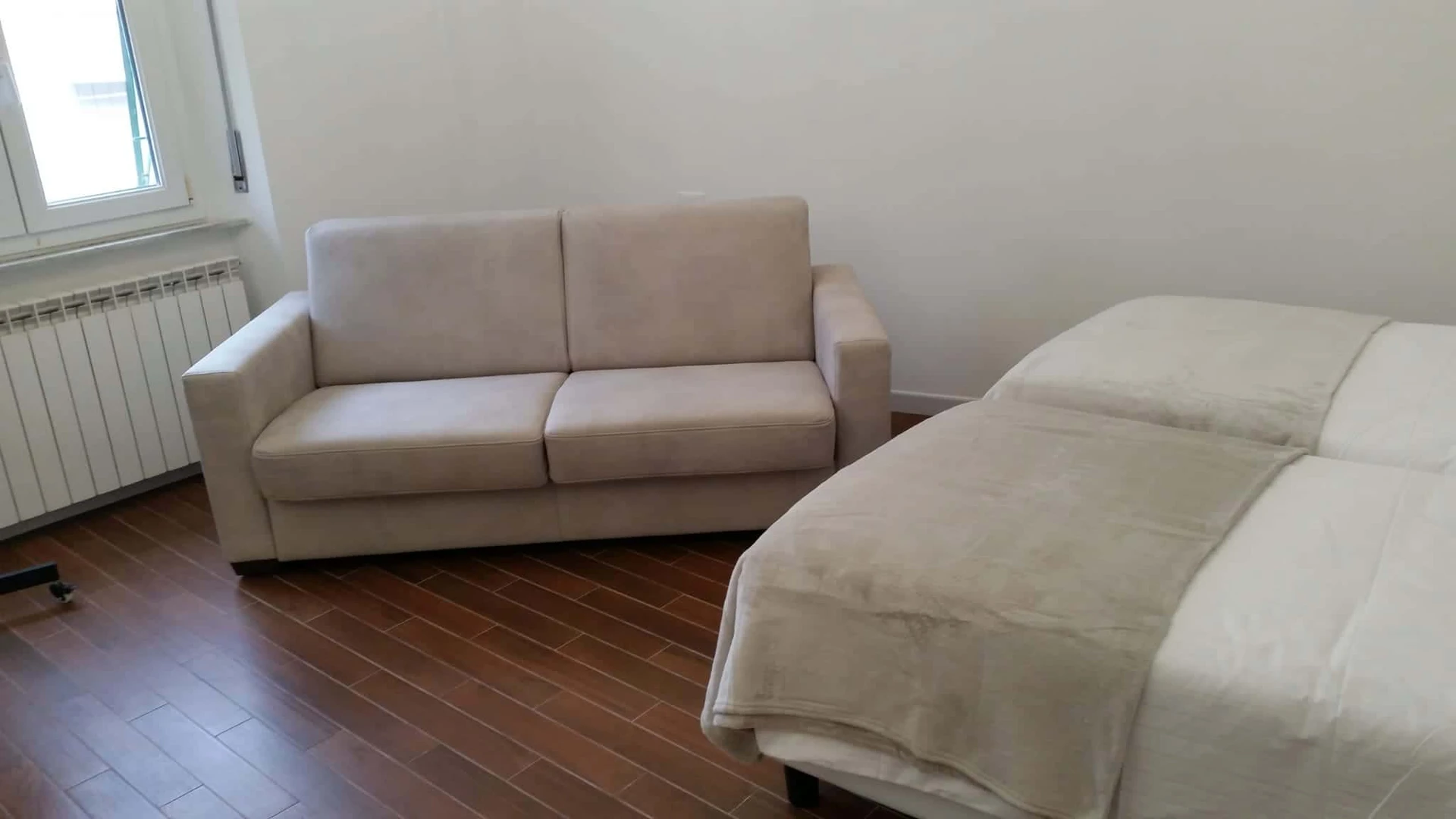 Accommodation with 3 bedrooms in Ancona