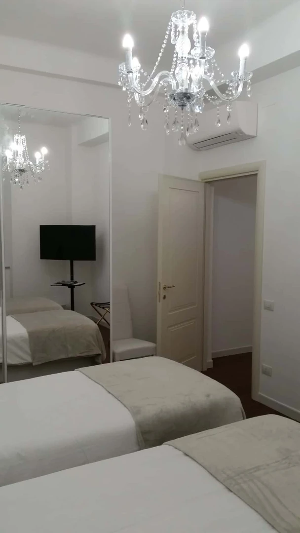Accommodation with 3 bedrooms in Ancona