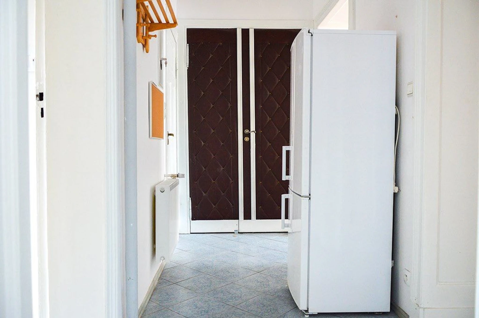 Shared room in 3-bedroom flat Poznań