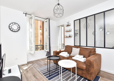 Modern and bright flat in Saint-denis