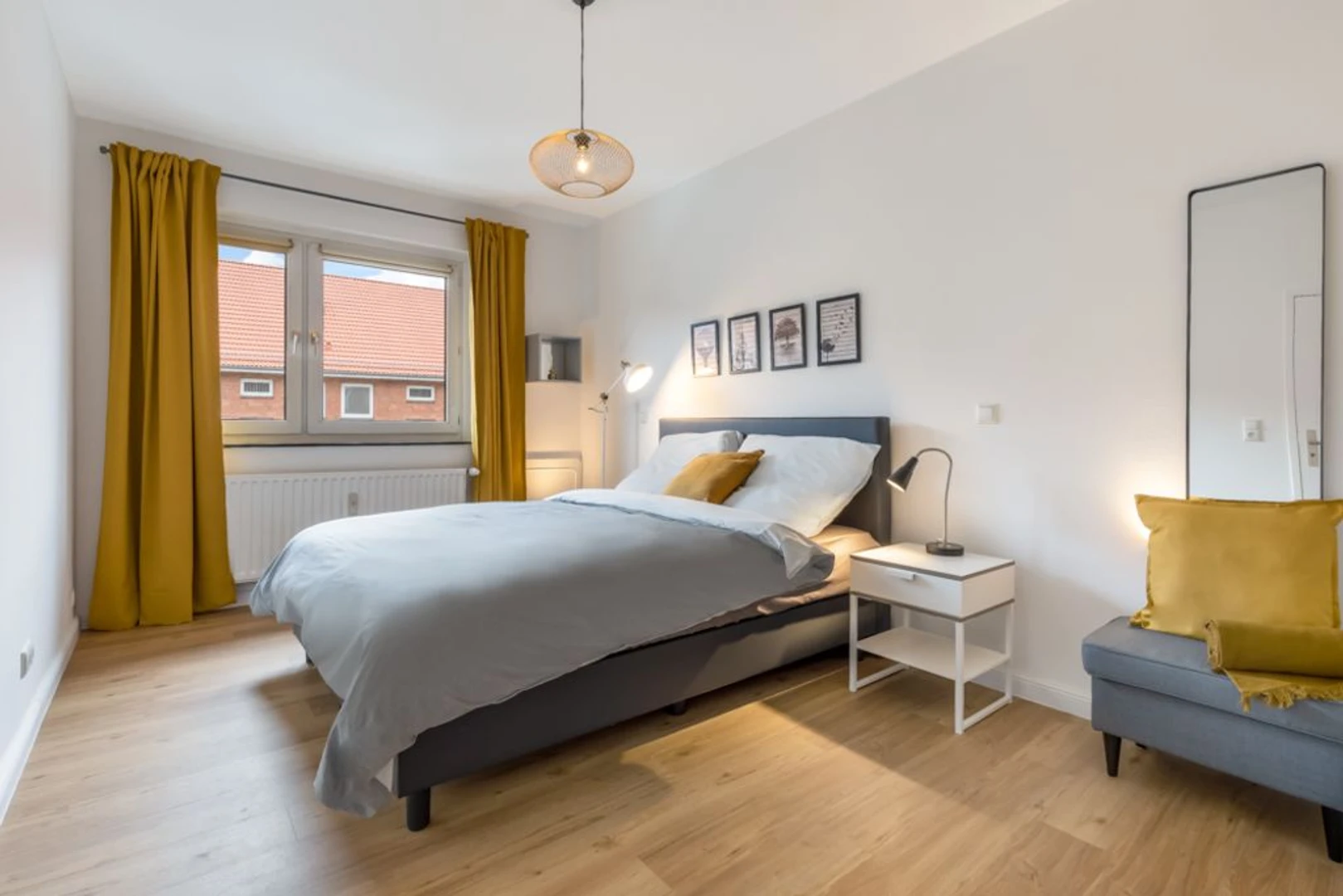 Komplette Wohnung voll möbliert in Hamburg
