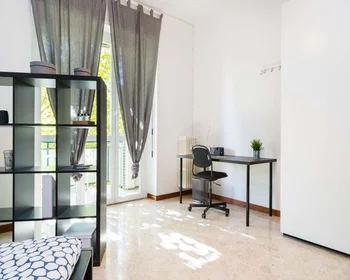 Chambre privée à 13, Via dei Pioppi, Cesano Boscone, Milan, IT, image 11 de 43
