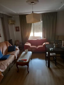 Zimmer mit Doppelbett zu vermieten Almería