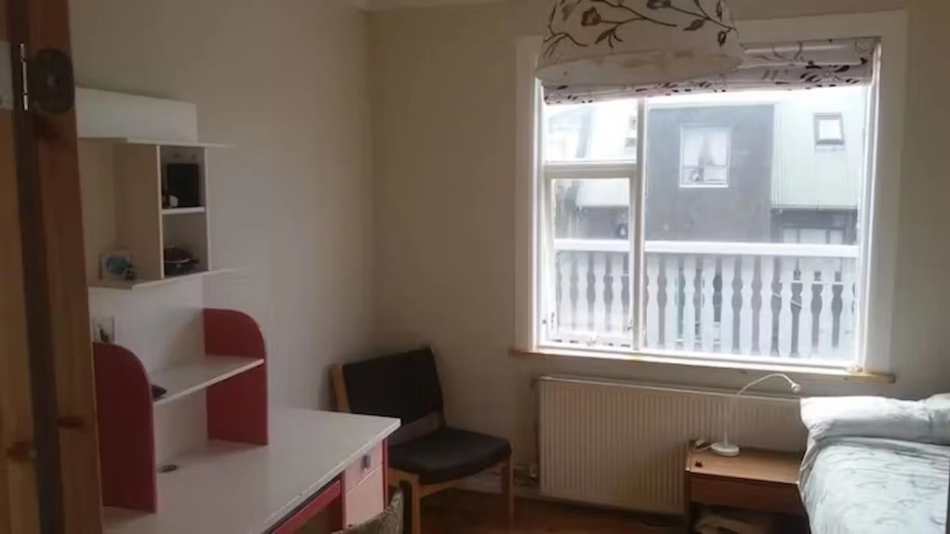 Chambre à louer dans un appartement en colocation à reykjavik