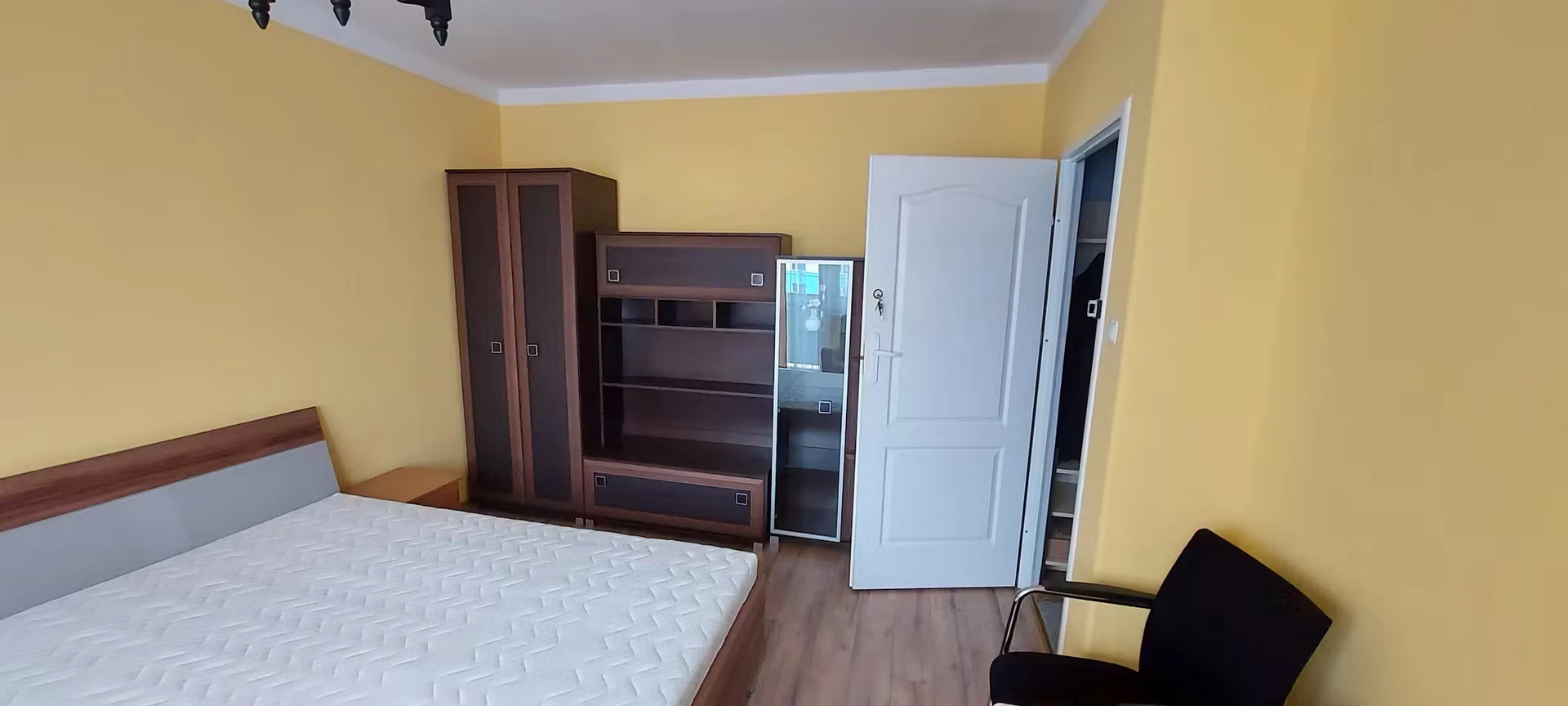 Chambre à louer avec lit double Rzeszów