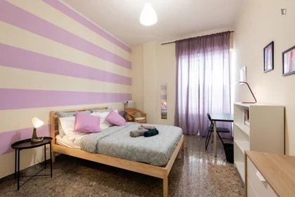 Habitación privada en Via Saverio Costantino, imagen 1 de 15