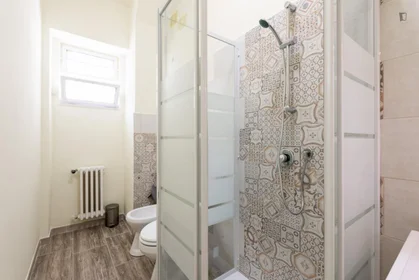 Habitación privada en Via Saverio Costantino, imagen 13 de 15