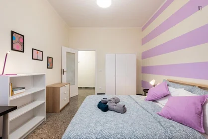Habitación privada en Via Saverio Costantino, imagen 4 de 15