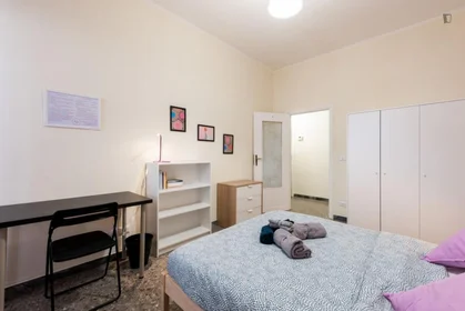 Habitación privada en Via Saverio Costantino, imagen 5 de 15