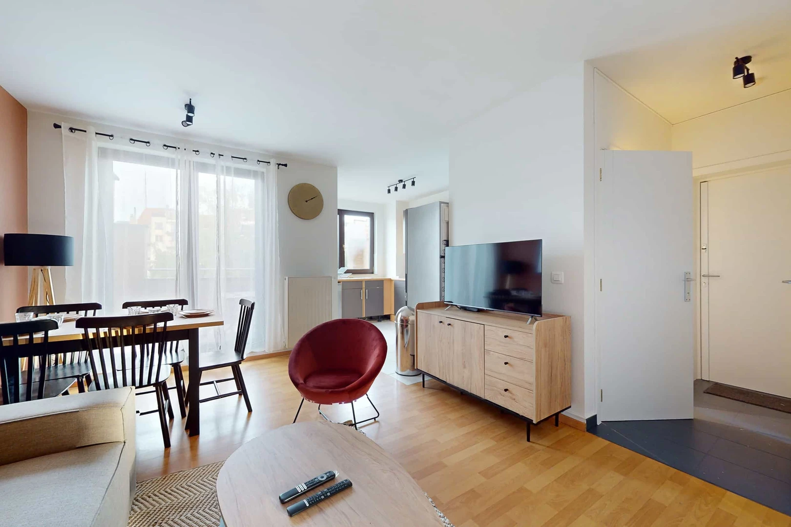 Quarto para alugar num apartamento partilhado em Bruxelas/bruxelas