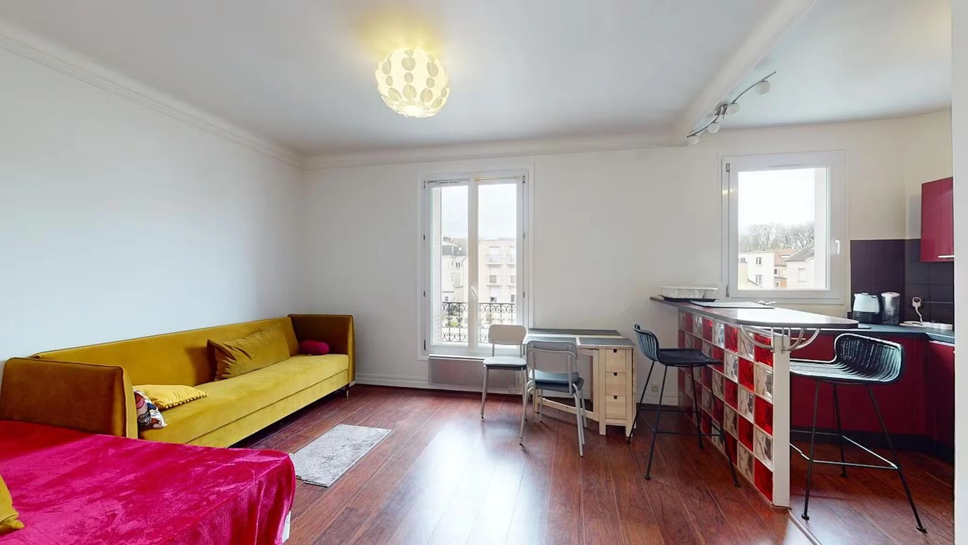 Entire fully furnished flat in Reims