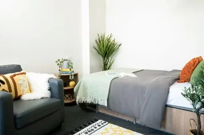 Privatzimmer in der Emily Bowes Court, Lebus St, Tottenham Hale, London N17 9FD, United Kingdom, bild 24 von 30