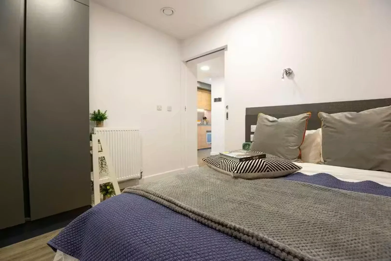 Chambre d'étudiant bon marché à proximité du campus dans