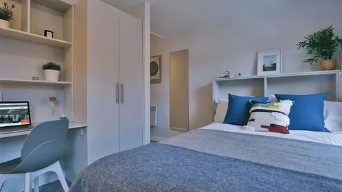 Chambre privée à iQ Steel 19 Pitt Street Sheffield S1 4DQ United Kingdom, image 51 de 54