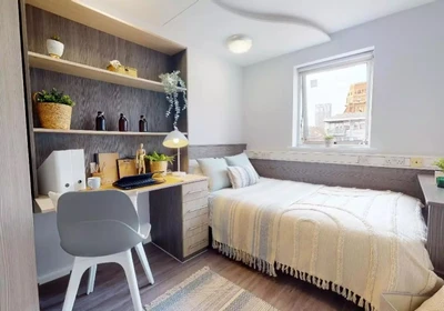 Quarto para alugar com cama de casal em Manchester