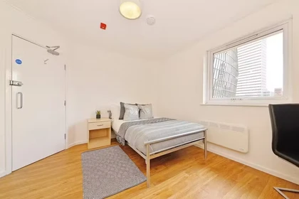 Quarto para alugar num apartamento partilhado em Manchester