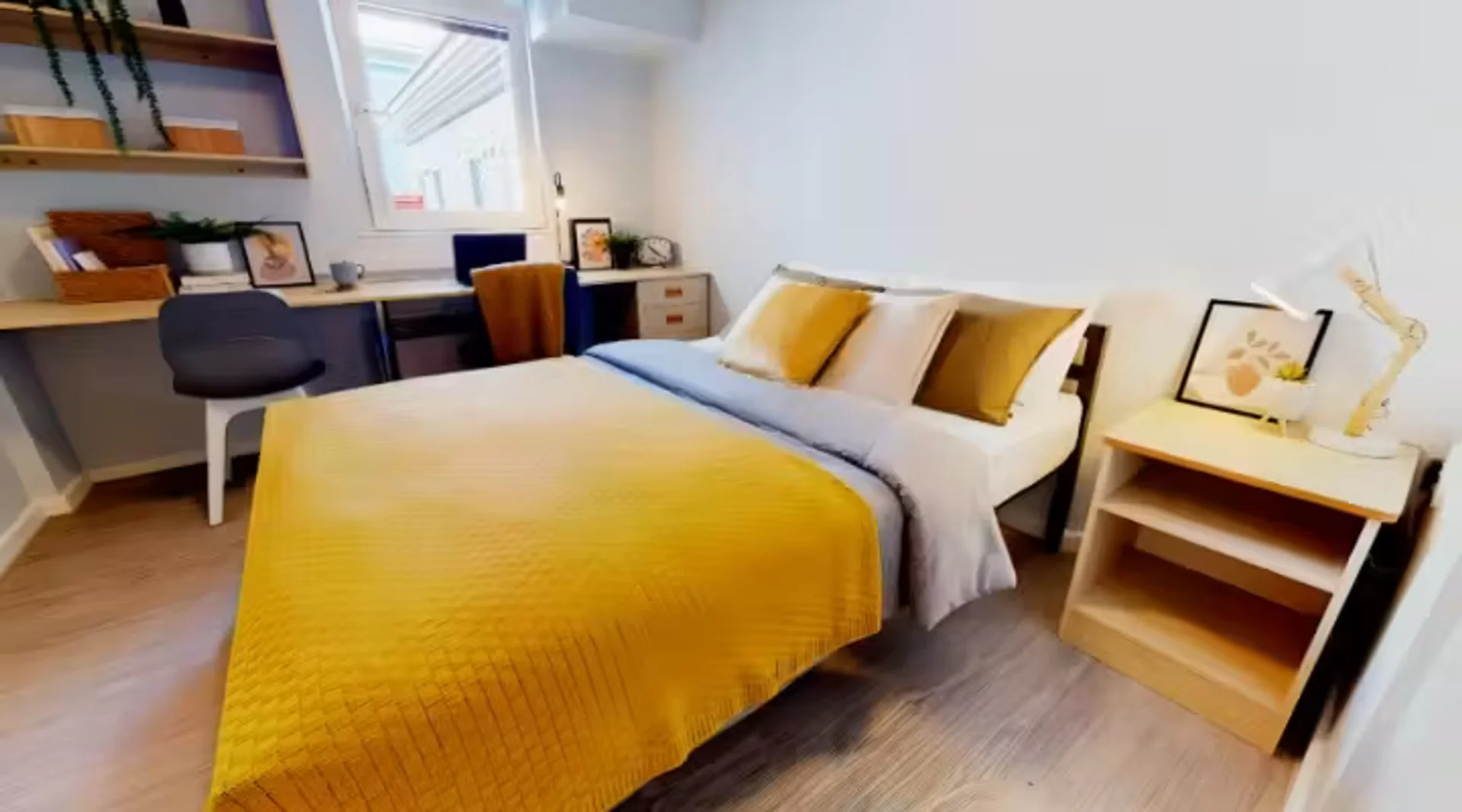 Komfortables und geräumiges Studentenzimmer in 