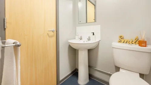 Stanza privata in 1 Lineker Rd, Leicester LE2 7FZ, United Kingdom, immagine 21 di 39