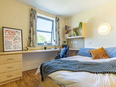Privatzimmer in der Europa 190 Erskine St Liverpool L6 1AL, bild 12 von 38