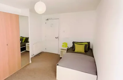 Chambre privée à 29 Froghall Road, Aberdeen  AB24 3JL, image 13 de 23