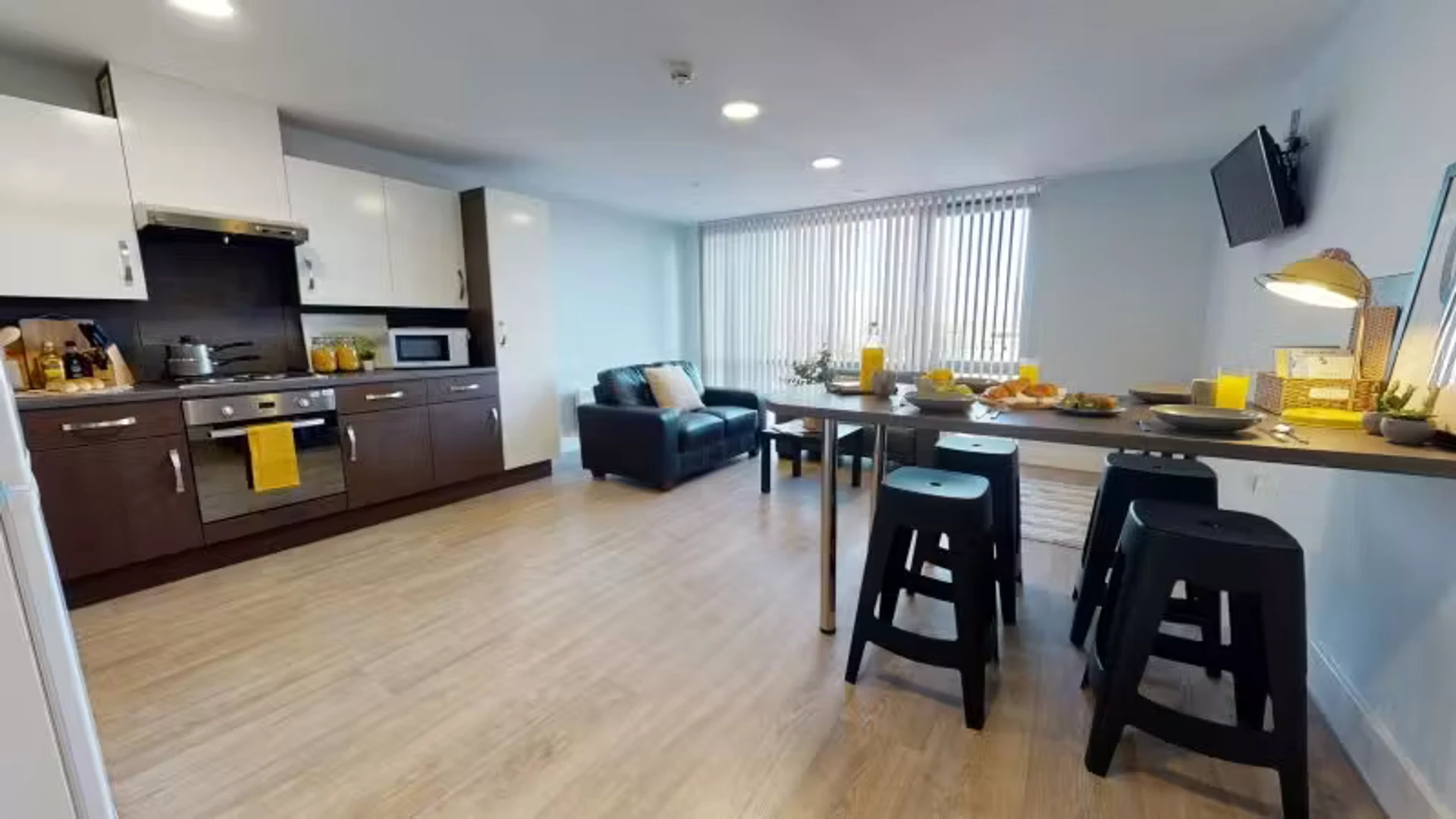 Functional student room perfect for studying in 
