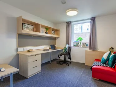 Privatzimmer in der DE WALDEN WAY, BRADFORD, BD7 1BD, bild 25 von 34