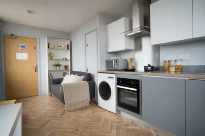 Alquiler de habitación en piso compartido en Cardiff