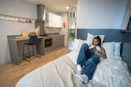 Chambre privée à Glossop Rd Adamsdown Cardiff CF24 0JU, image 32 de 49