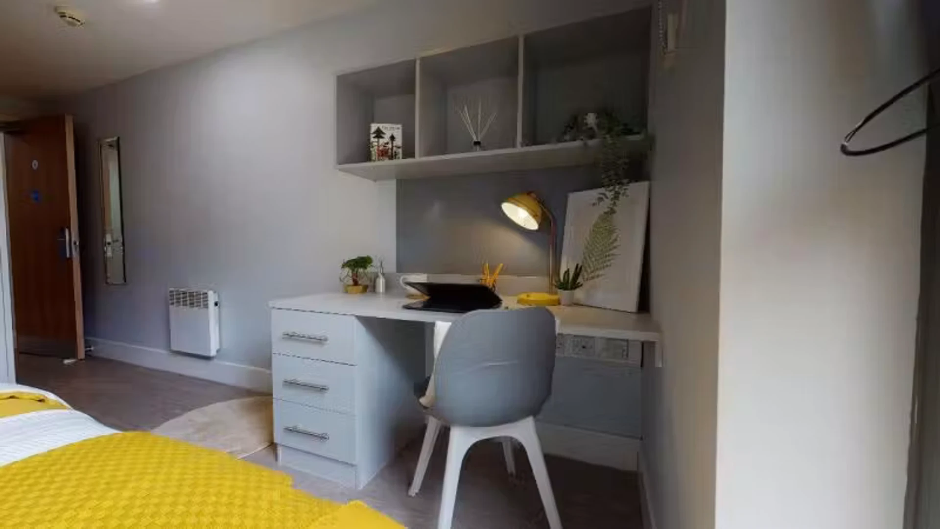 Quarto de estudante funcional perfeito para estudar em