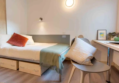 Private room at 88 Firth St, Huddersfield HD1 3BN, United Kingdom, image 6 of 40