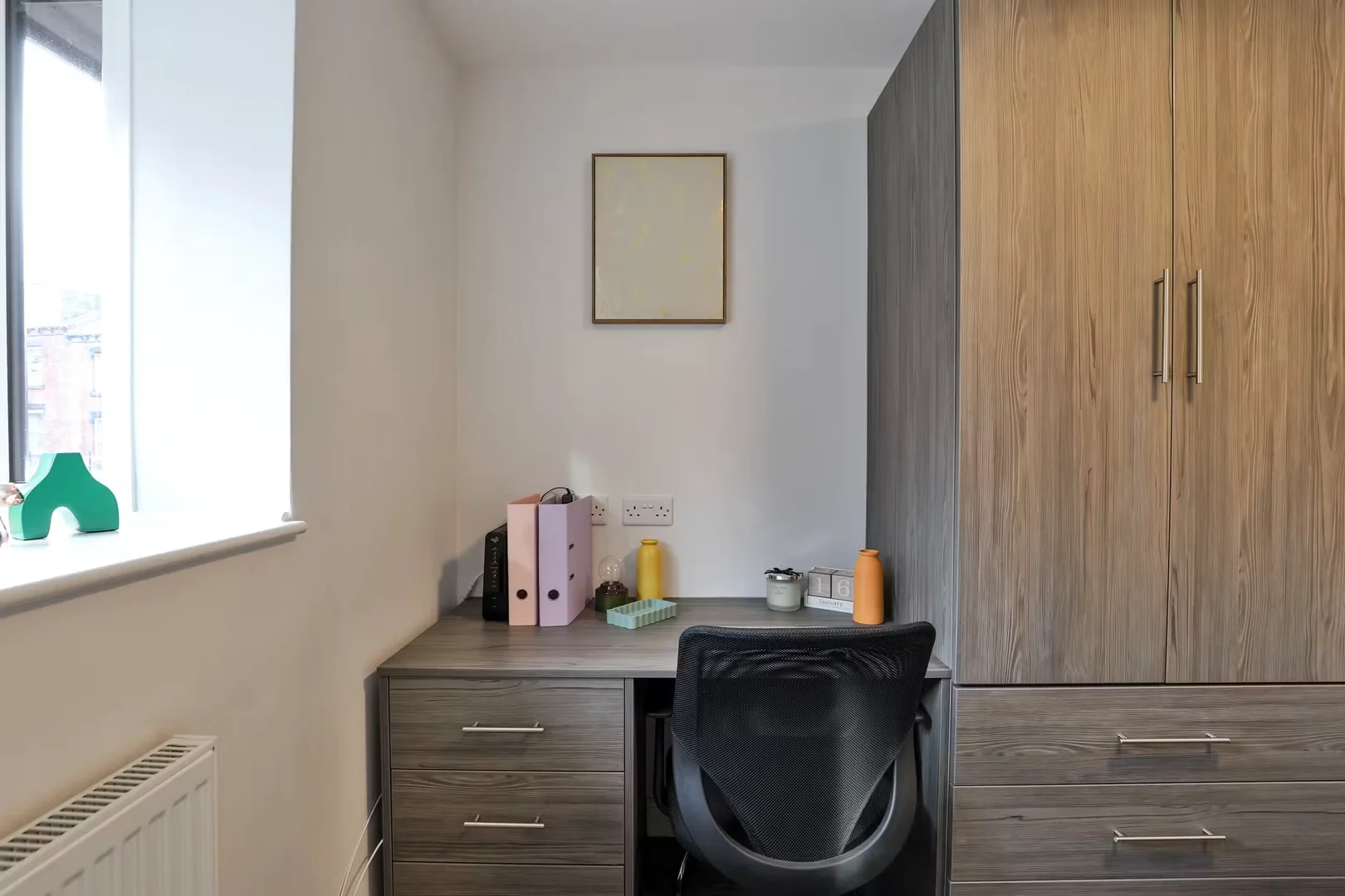 Cozy room for students available in