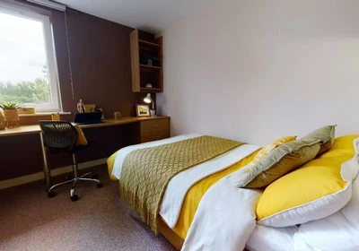 Quarto para alugar ao mês em Leeds