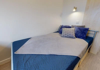 Room for rent with double bed Lincoln