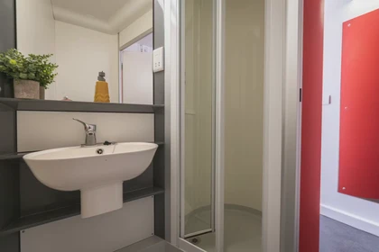 Habitación privada en OX3 7FJ Headington Oxford UK, imagen 17 de 55