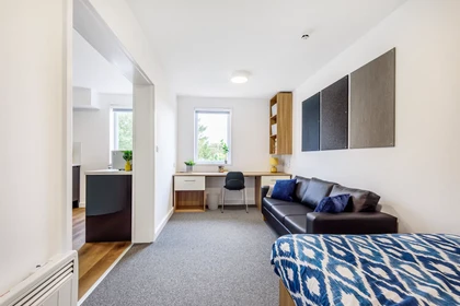 Habitación privada en OX3 7FJ Headington Oxford UK, imagen 42 de 55