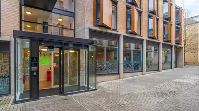 Stanza privata in 25 St Clement's St, Cowley, Oxford OX4 1GG, United Kingdom, immagine 1 di 7
