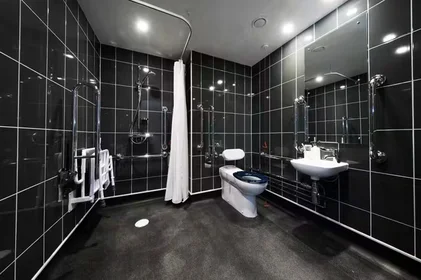 Stanza privata in Chaucer House, 32 Isambard Brunel Rd, Portsmouth, PO1 2DR, UK, immagine 23 di 25