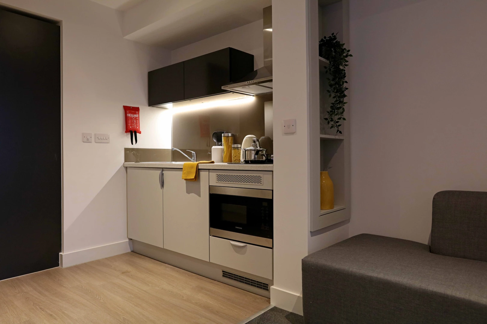Renting rooms by the month in Salford