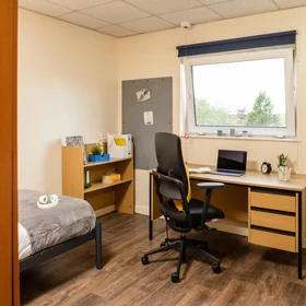Habitación privada en John Lester and Eddie Colman Courts, Meyrick Road, Salford, M6 5HE, imagen 23 de 26