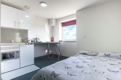 Quarto privado em London Rd, Stoke-on-Trent ST4 1AB, United Kingdom, imagem 7 de 10