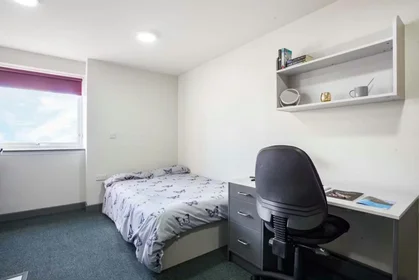 Quarto privado em London Rd, Stoke-on-Trent ST4 1AB, United Kingdom, imagem 9 de 10
