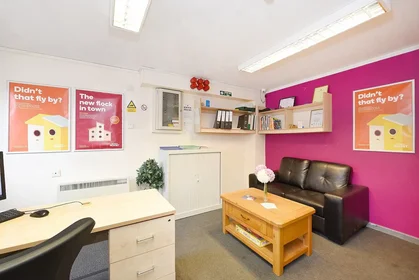 Stanza privata in Vicarage Hill, Wrexham LL13 7HN, United Kingdom, immagine 16 di 17